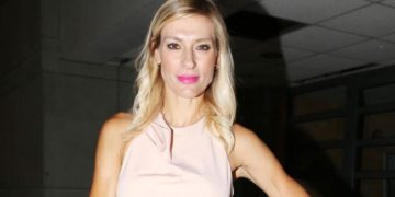 Alldaynews.gr «Ρε συ έχεις γεράσει πάρα πολύ»: Το κακεντρεχές σχόλιο και η απάντηση της Ζέτας Δούκα (Pics)