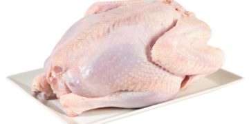 Alldaynews.gr «Ντου» ελεγκτών τροφίμων σε επιχείρηση στον Πειραιά – Κατέσχεσαν 67 κιλά ακατάλληλα κοτόπουλα