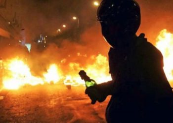 Θεσσαλονίκη: Επίθεση με βόμβες μολότοφ σε σύνδεσμο του ΠΑΟΚ