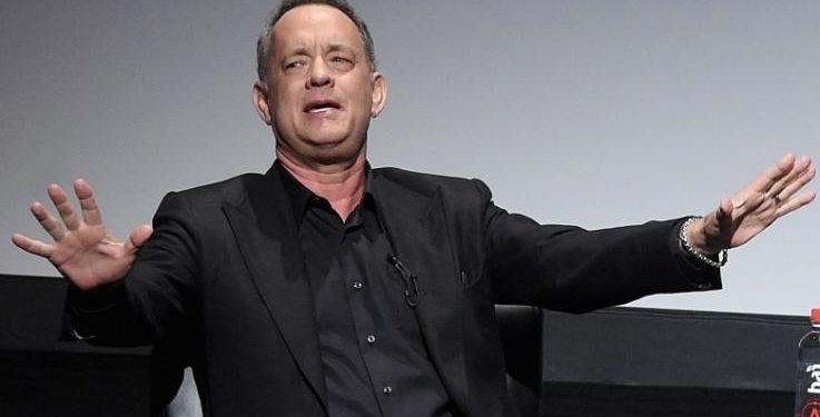 Δεν θα πιστέψεις Τι Αυτοκίνητο Αγόρασε ο Τομ Χανκς για να μετακινείται στην Αντίπαρο (pic)