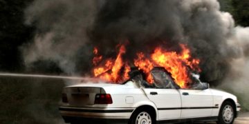 Alldaynews.gr Πυρκαγιά σε όχημα στο κέντρο της Αθήνας – Κάηκε ζωντανός άτυχος άντρας