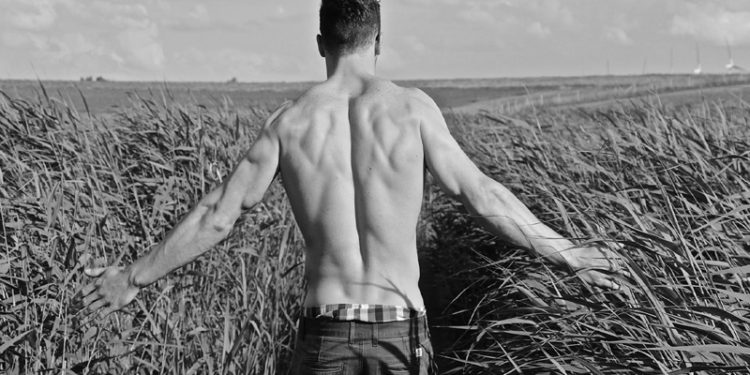 Alldaynews.gr Μήπως ο άνδρας μου προτιμά το σεξ με άνδρες; Πώς θα το καταλάβω;