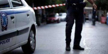 Καλαμάτα: Θόλωσε και έλουσε με βενζίνη πατέρα και κόρη