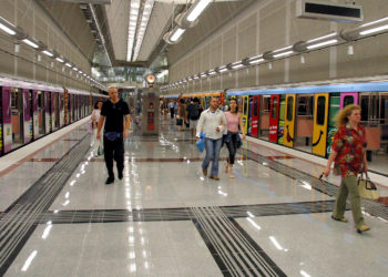 Αλλάζουν όνομα δύο κεντρικοί σταθμοί του μετρό – Ποιος θα ονομάζεται «Παύλος Μπακογιάννης»