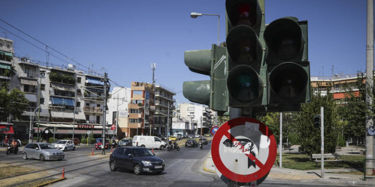 Τραγικό! Τον σκότωσε περιμένοντας στο φανάρι γιατί τον…κοίταξε