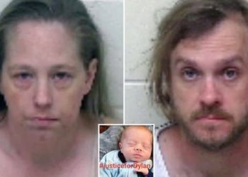 Γονείς κατηγορούνται ότι έριξαν το 4 μηνών μωρό τους στον πάτο πηγαδιού