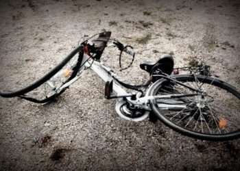 Καρδίτσα: Νεκρός 22χρονος ποδηλάτης μετά από τροχαίο