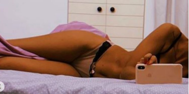 Alldaynews.gr GNTM: Πρώην παίκτρια ποζάρει με εσώρουχα και βάζει “φωτιά”!