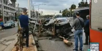 Σοβαρό τροχαίο στην Κηφισίας – Ο οδηγός βγήκε “Ατσαλάκωτος” και πήγε σπίτι του!![video]