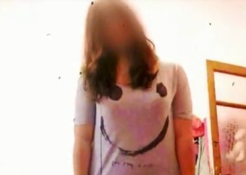Συγκλονίζει η μητέρα της 19χρονης ΑμεΑ: «Αν αντιστεκόταν η κόρη μας, θα κατέληγε σαν την Τοπαλούδη»