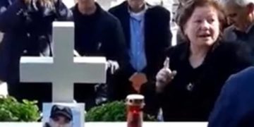 Alldaynews.gr Μνημόσυνο Κατσίφα: «Λεβέντη μου δεν θα ξεριζώσουν το έθνος μας», συγκλονίζει η τραγική μητέρα