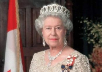 Βασίλισσα Ελισάβετ: Αποκάλυψη «βόμβα» 21 χρόνια μετά!