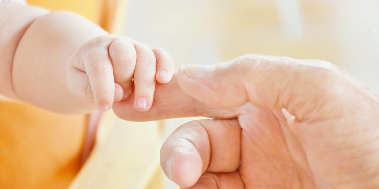 Alldaynews.gr Μητέρα σκότωσε το μωρό της επειδή δεν σταματούσε το κλάμα! (photos) Δεν ήθελε να ξυπνήσει ο άντρας της!