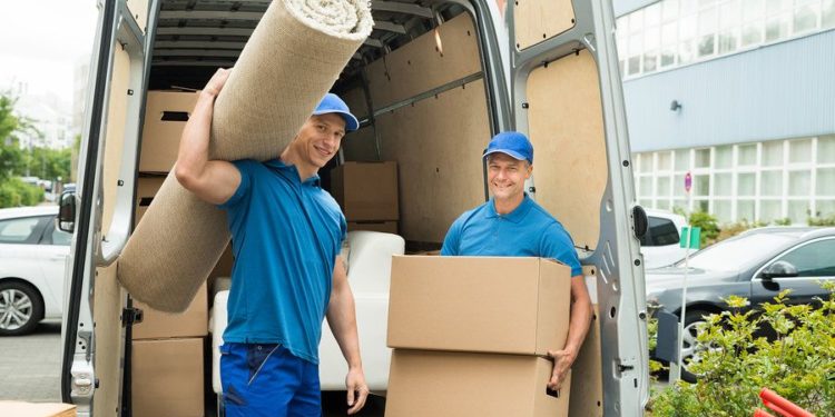 Αστείρευτη η φαντασία απατεώνων: Νέα πατέντα με… δώρο χαλί στα βόρεια προάστια