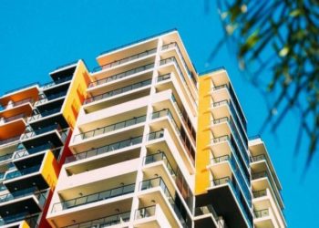 Τραγωδία: Άνδρας αυτοκτόνησε πέφτοντας από τον 9ο όροφο μαζί με τα δυο παιδιά του