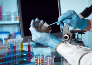 Αυξήσεις στις τιμές των εξετάσεων ζητούν τα διαγνωστικά κέντρα