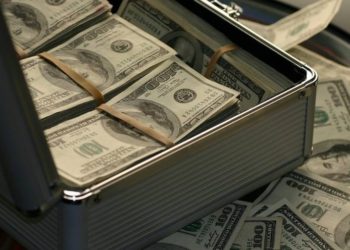 Έβγαλε 2 δισ. μέσα σε 24 ώρες – Θα πάθετε ΣΟΚ όταν δείτε τον τρόπο