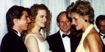 Alldaynews.gr Ο Έλτον Τζον αποκαλύπτει: Σταλόνε και Γκιρ «έπαιξαν ξύλο» για τα μάτια της Νταϊάνα