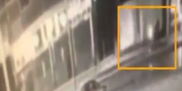 Alldaynews.gr Βίντεο ντοκουμέντο – Η στιγμή της έκρηξης σε κλαμπ στην οδό Πειραιώς