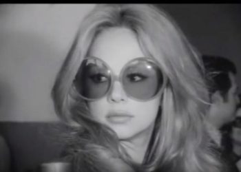 Όταν η Βουγιουκλάκη έσβησε τσιγάρο στο πρόσωπο συνεργάτη της – Ο εκβιασμός, η καταδίκη και το περίεργο happy end (pics, video)