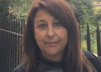 Θεσσαλονίκη: Σπαραγμός στην κηδεία της καθηγήτριας – Αποκαλύψεις για τις τελευταίες δραματικές στιγμές της (video)