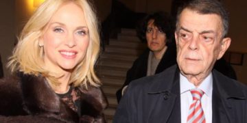 Alldaynews.gr Νέος άντρας για την Μαρί μετά τον Κυριακού! (pics)