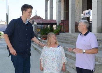 Ο ψηλότερος Έλληνας βρίσκεται στην Λάρισα: Αν δεν εγχειριζόμουν θα ξεπερνούσα τα 2,50 μέτρα! (pics)