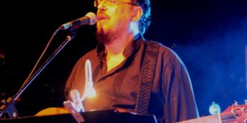 Alldaynews.gr Το τραγούδι που έδωσε ο Μαχαιρίτσας στην Αναστασία Μουτσάτσου πριν πεθάνει Μόλις Κυκλοφόρησε (vid)