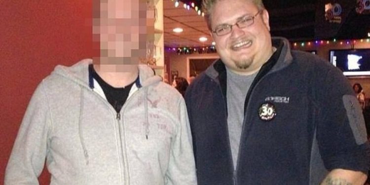 Alldaynews.gr Τον κορόιδευαν στο ίντερνετ σαν χοντρό και 2 χρόνια μετά πήρε την εκδίκηση του