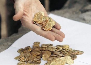 Οι Έλληνες πουλάνε τις χρυσές λίρες της… Κατοχής – Στα ύψη η τιμή