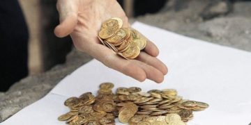 Alldaynews.gr Οι Έλληνες πουλάνε τις χρυσές λίρες της… Κατοχής – Στα ύψη η τιμή
