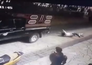 Βίντεο σοκ στο Μεξικό! Εξαγριωμένο πλήθος έδεσε και έσερνε δήμαρχο με αυτοκίνητο