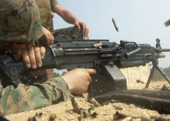 Καταγγελία: Αξιωματικός έστρεψε προς φαντάρους όπλο που είχε πάθει εμπλοκή – Άρχισε να βάλλει στα πόδια τους