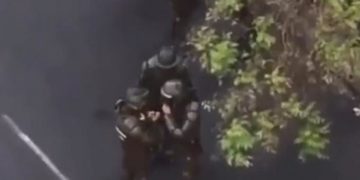 Alldaynews.gr Σάλος με βίντεο που δείχνει αστυνομικούς να κάνουν χρήση κοκαΐνης (pics, vids)