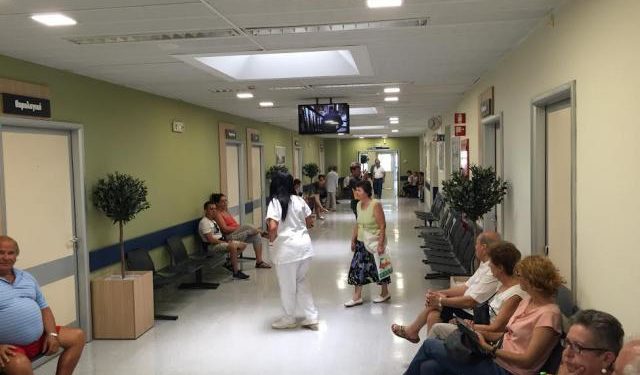 Alldaynews.gr Ζεμάτισε με καυτό νερό και χτύπησε τον σύζυγό της