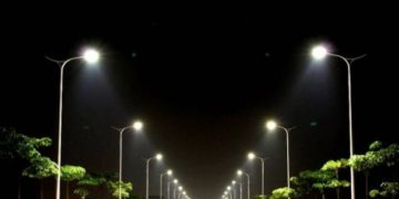 Alldaynews.gr Καταγγέλουν κοινοπραξία που κυριαρχεί σε συμβάσεις οδοφωτισμού με φωτιστικά «από κινεζικά κάτω ράφια»!