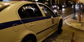 Alldaynews.gr Αγριος ξυλοδαρμός 33χρονου από ομάδα 15 ατόμων που φορούσαν κράνη – Τον χτυπούσαν με λοστούς και ρόπαλα