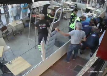 Βίντεο-ντοκουμέντο: Η στιγμή της πτώσης του 45χρονου από τον 6ο όροφο στο Γαλάτσι