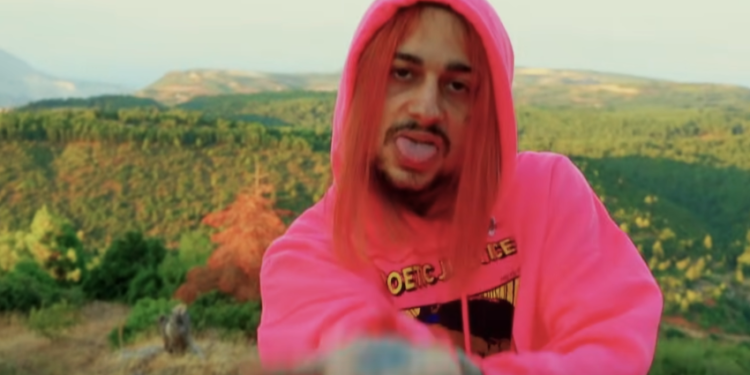 Alldaynews.gr Ανατριχιαστικό: Ο Παντελίδης στο νέο κλιπ του Sin Boy και η οργισμένη αντίδραση της μητέρας του (Vid)
