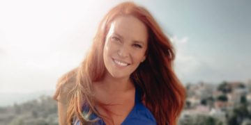 Alldaynews.gr Έξαλλη η Σίσσυ Χρηστίδου με δημοσιεύματα που την θέλουν να είναι σε σχέση με πρώην της!