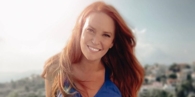 Alldaynews.gr Έξαλλη η Σίσσυ Χρηστίδου με δημοσιεύματα που την θέλουν να είναι σε σχέση με πρώην της!