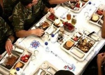 Alldaynews.gr Μαζική δηλητηρίαση φαντάρων σε στρατόπεδο νεοσύλλεκτων – Κανένα σχόλιο από το ΓΕΣ