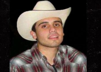 Βίντεο: Η αστυνομία έπιασε το γιο του Ελ Τσάπο αλλά τα καρτέλ τον πήραν πίσω με τα όπλα τους