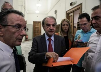 Τσοβόλας για Novartis: Στη δικογραφία το όνομα και ο τραπεζικός λογαριασμός του πολιτικού που έδωσαν οι Αμερικανοί