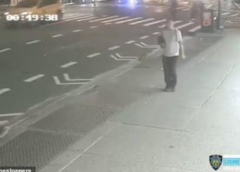 Χάθηκε στο Μετρό, ζήτησε οδηγίες και τη βίασαν