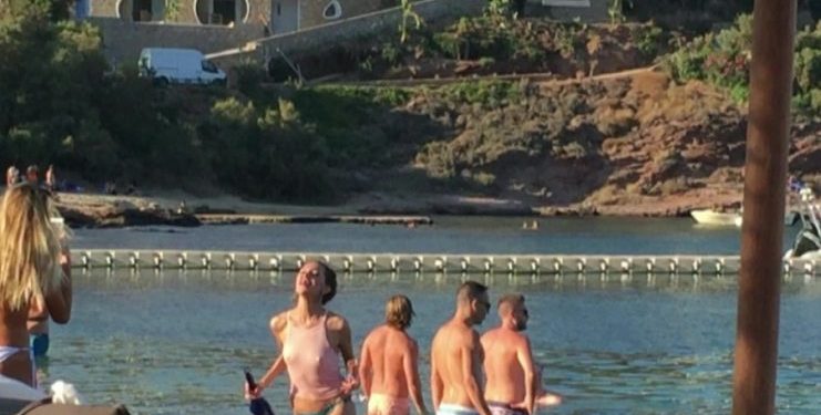 Alldaynews.gr Μία παρέα ανδρών ξόδεψε 2 εκατ. ευρώ στη Μύκονο μέσα σε 19 μέρες (video)