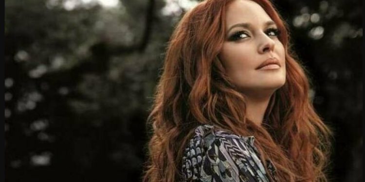 Το δράμα της Χρηστίδου για τον γάμο: «Καθόμουν μόνη μου και έκλαιγα»