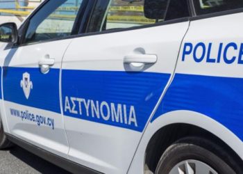 Αστυνομικοί πήγαν να βάλουν τάξη σε πάρτι Ρώσου με μοντέλα και… το ‘ριξαν στο γλέντι (pics)