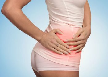 Πώς θα καταλάβετε ότι το συκώτι σας είναι γεμάτο τοξίνες; Αυτά είναι τα σημάδια (Video)