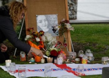 Βγήκε ραντεβού ενώ το πτώμα 22χρονης βρισκόταν σε βαλίτσα στο δωμάτιό του (pics)